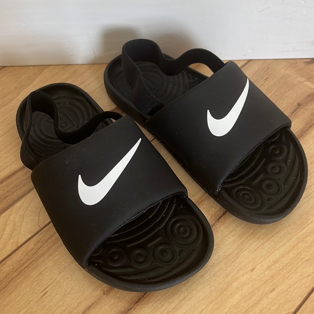 Nike kawa slide toddler size 10